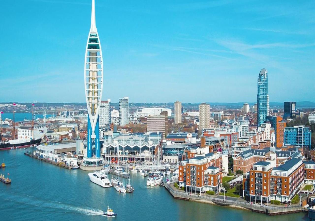 Apartamento The Fairways Portsmouth Exterior foto